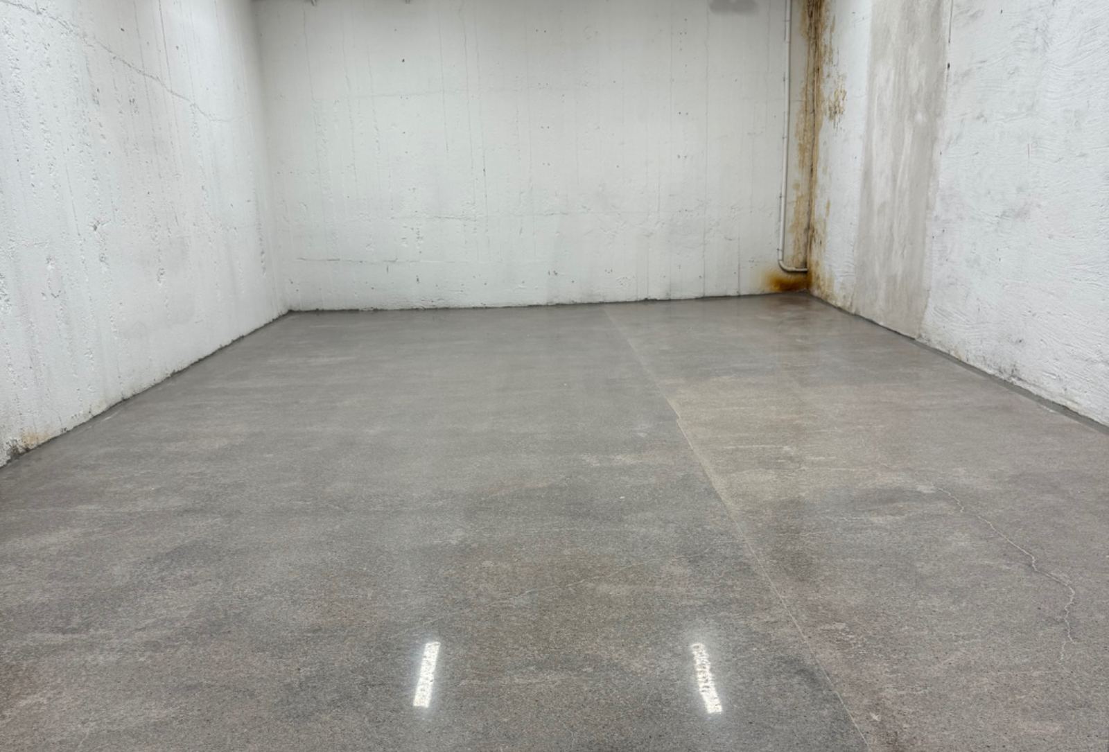Polerat betonggolv efter betongslipning